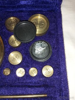 Váhy - miskové, na zlato, na dopisy atd + hodně závaží - 8