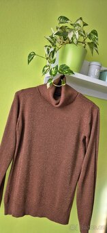 Dámský rolák se zlatými nitkami - 8