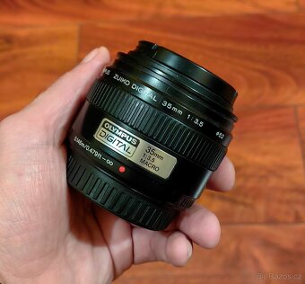 Olympus 35/3.5 + Oly 9-18/4-5.6 - 8