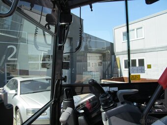 Hitachi ZAXIS 26U - 8