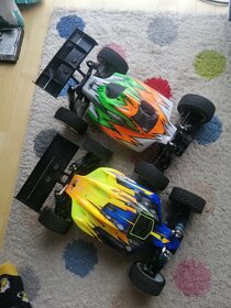 Závodní RC 1/8 elektro Kyosho Inferno MP9e -4WD JAPAN - 8