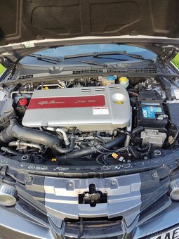 Alfa romeo Brera 2.4jtd - 8