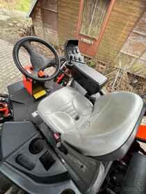 Jacobsen LF570 pohon 4x4 - 8