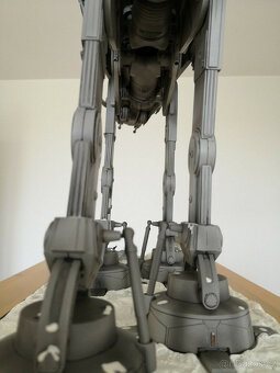 Mistrovské repliky Star Wars AT-AT, limitovaná edice, akrylo - 8