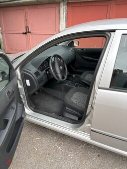 Fabia 1.2, 65750km, r.v. 2006, klima - 8