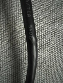 datovy kabel 3 m - 8