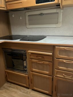 KARAVAN KABE SMARAGD XL - 8