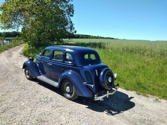 Ford V8 model 48 - 8