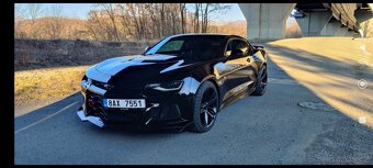 Chevrolet Camaro 6.2 V8 - 8