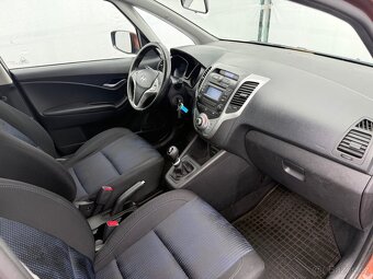 Hyundai ix20, 1,6i 91kW, Původ ČR, AC, CEBIA - 8