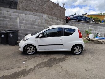 Prodám citroen C1 rv 2011 pěkný stav nová STK - 8