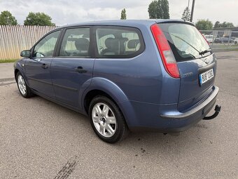 Ford Focus kombi 1.6i 74 KW, 2006, klima, tažné zařízení - 8