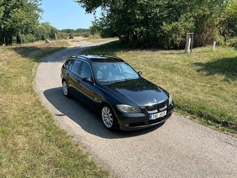 BMW E91 325d - 8