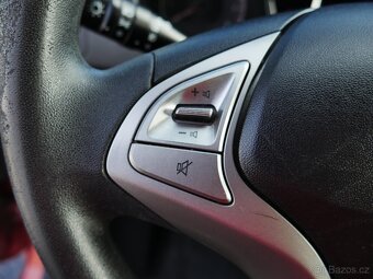 Hyundai Ix20 1.4i ,  66 kW benzín, 2011 - 8
