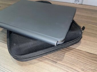 iPad Pro 11” M2 + Magic keyboard + Apple Pencil + obal - 8