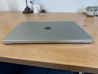 MacBook Pro 16" 2023, M2 Pro, 32GB/1TB - 8