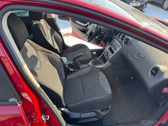 Peugeot 308 - 8