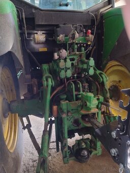 John Deere 6520 - 8
