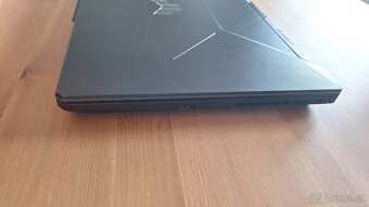 Herní notebook ASUS RTX 3050,i5 11400H, 32GB RAM, 1,5 Tb - 8