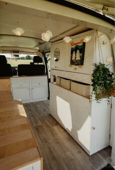 Transporter T5.1 obytná dodávka - 8