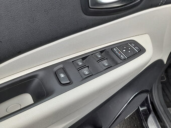 Renault Captur 1.5 Dci,81kw INITIALE PARIS - 8