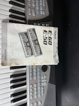 Roland E50 Arranger Keyboard - 8