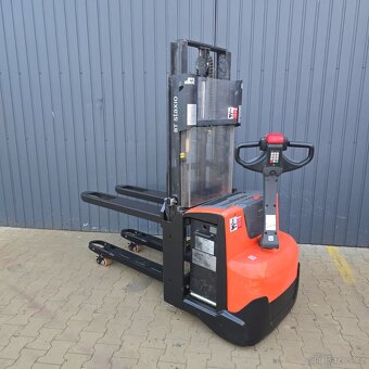 Toyota SWE 200D • 2018 • nízký stožár • dvojitý zdvih • 2000 - 8