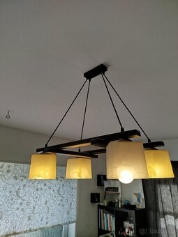 Prodám závěsný lustr (4) +Led žárovky - 8