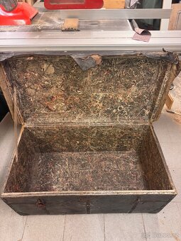 Starožitná truhla - 8