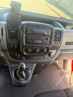 Renault Trafic long 1.6 DCI, 70KW 11/2017 175000km NOVÁ STK - 8
