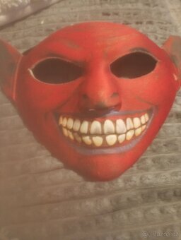 Prodám krampus čert komplet +masky - 8