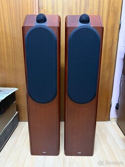 B&w Bowers & Wilkins - 8