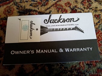 Prodám kytaru Jackson King V - 8