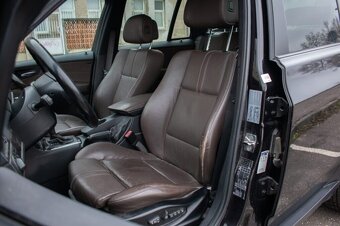 BMW X3 xDrive 2.0d A/T - 8