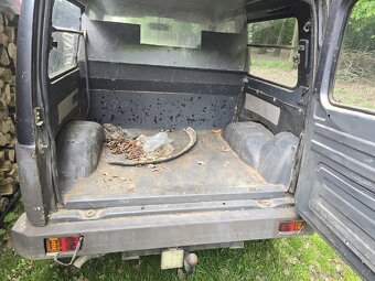 Suzuki Samurai - 8