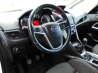 OPEL ZAFIRA C 2.0 121KW,r.2014,187732km servisní kniha - 8