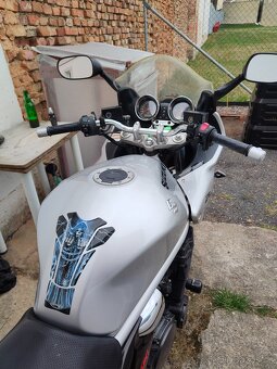 Suzuki Bandit 1200S - 8