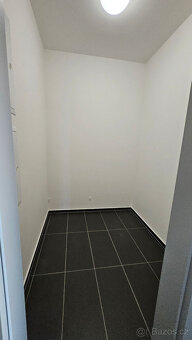 Pronájem slunného bytu 1+kk 40 m² Praha - Jinonice - Vidoule - 8