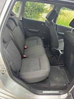 Mercedes-Benz A160 1.5 benzín, automat, rok 2012 - 8