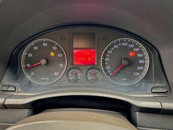 Volkswagen Golf 5 1.4 55kw - 8