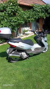 Skutr malaguti Madison k 400 - 8