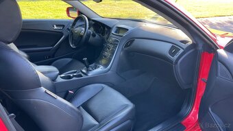 Hyundai Genesis Coupe 3.8 V6 (223kw) manuál - 8