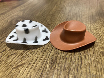 oblečky pro panenku barbie a kena NOVÉ - 8