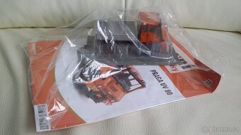 Praga UV 80 De Agostini 1/43 - 8