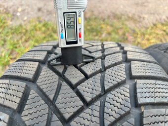 Zimní pneu Matador 235/40 R19 - 8