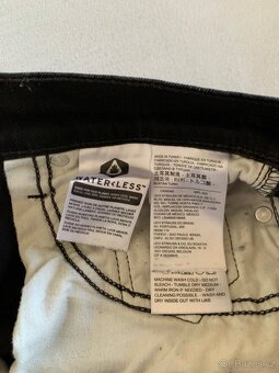 Levis džíny - 8