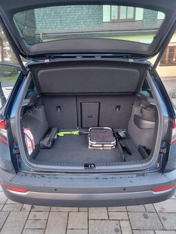 Prodám Škodu Karoq 1.5 TSI, rok 2019, Modrá Lava metalíza - 8