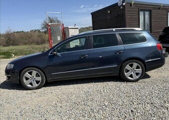 Volkswagen Passat 2,0 TDI HIGHLINE TAŽNÉ XENONY nafta - 8