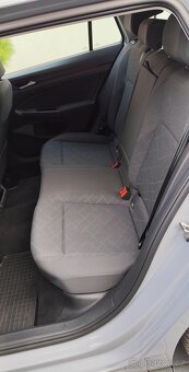 VW Golf 8 Variant 1,5 TSI, 110 kW, benzín - 8