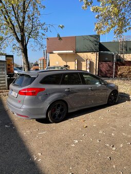 Ford Focus ST 2.0 Tdci - 8